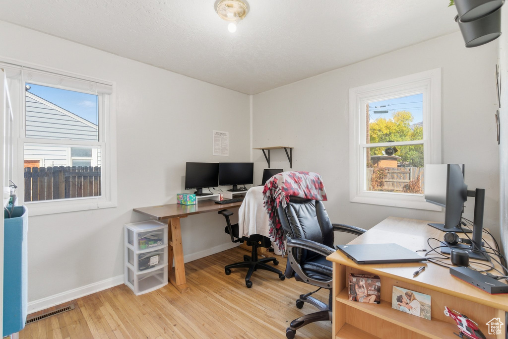 Photo 17 for MLS #2116949 at 326 N 800 West