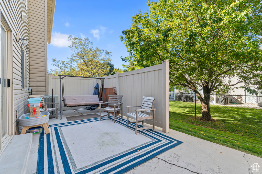 Photo 19 for MLS #2116954 at 288 E 2275 North #29