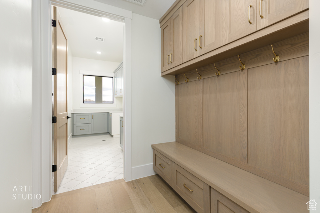 Photo 16 for MLS #2116955 at 2221 S Carabiner Way