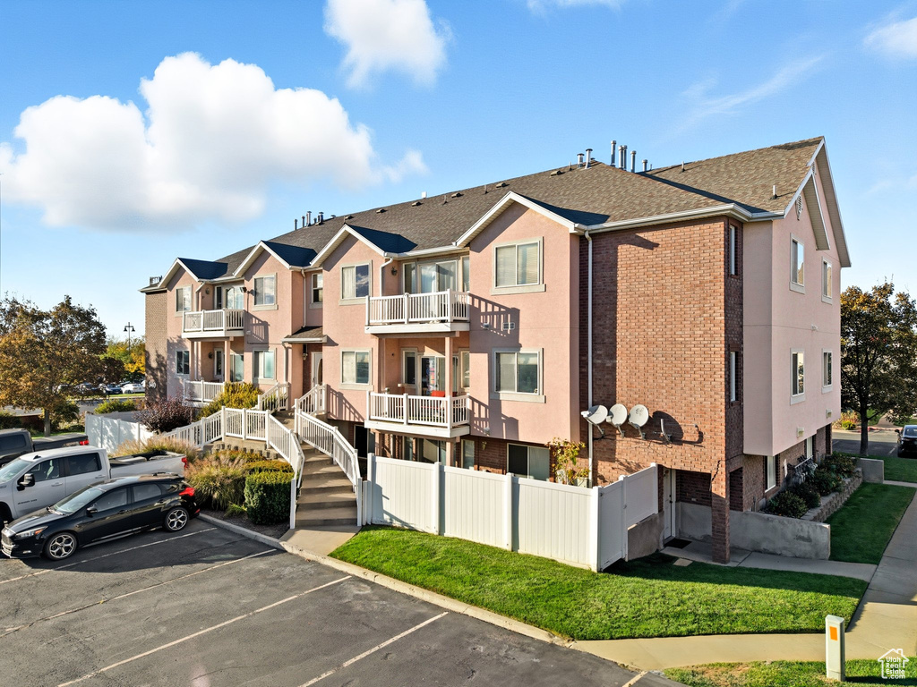 Photo 19 for MLS #2116957 at 340 N 500 West #204