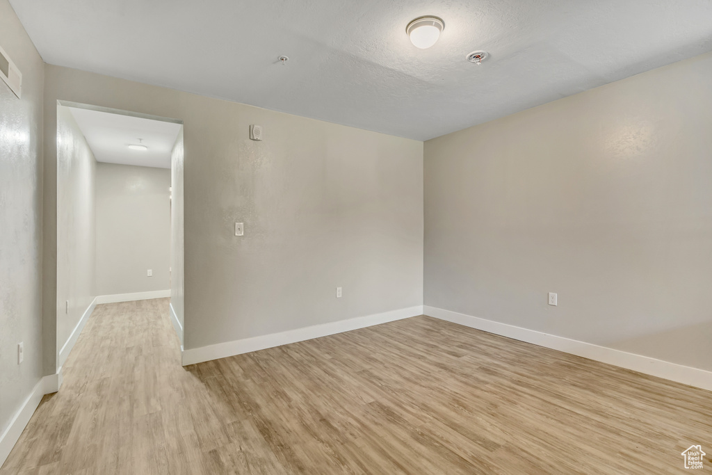 Photo 18 for MLS #2116958 at 2735 Grant Ave