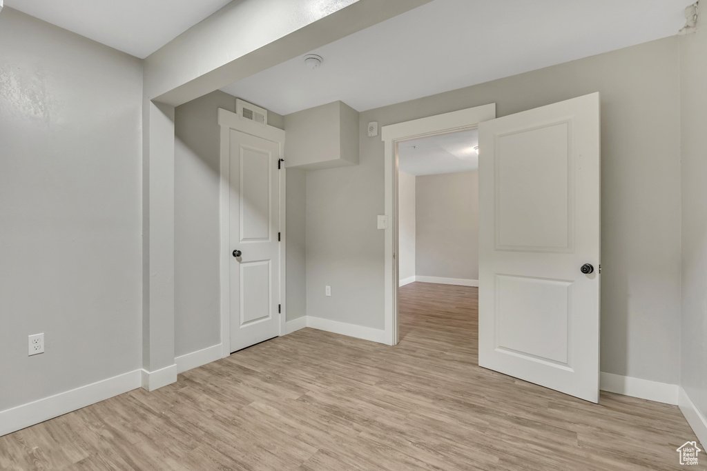 Photo 13 for MLS #2116958 at 2735 Grant Ave