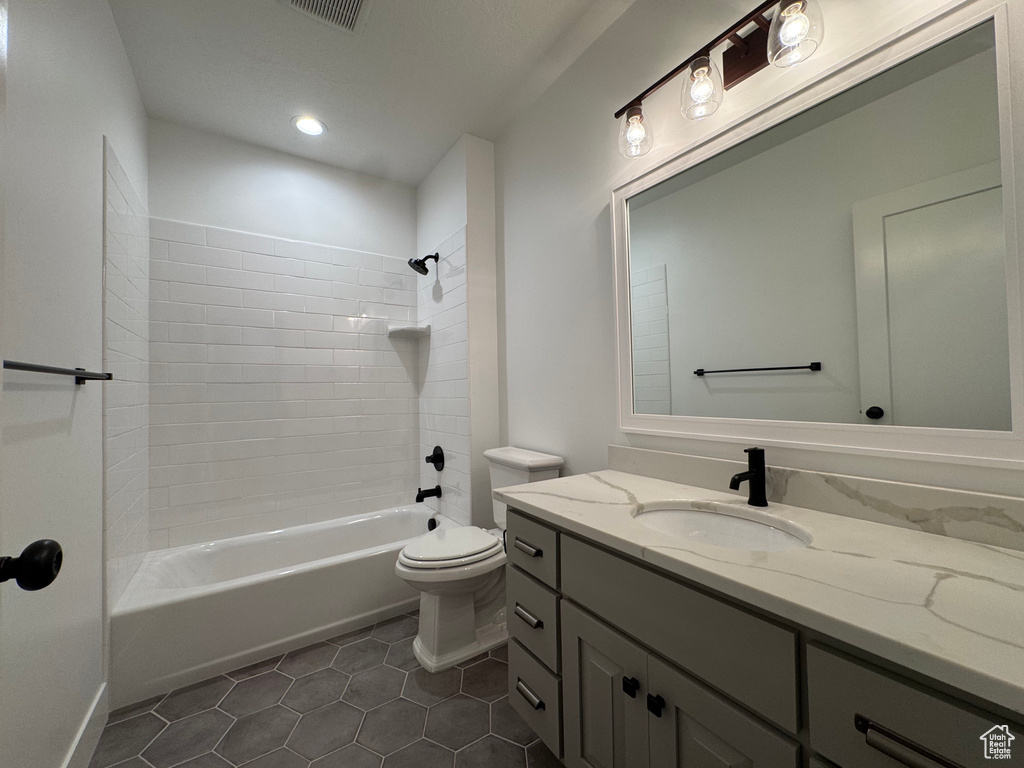 Photo 34 for MLS #2116962 at 2095 W 200 North