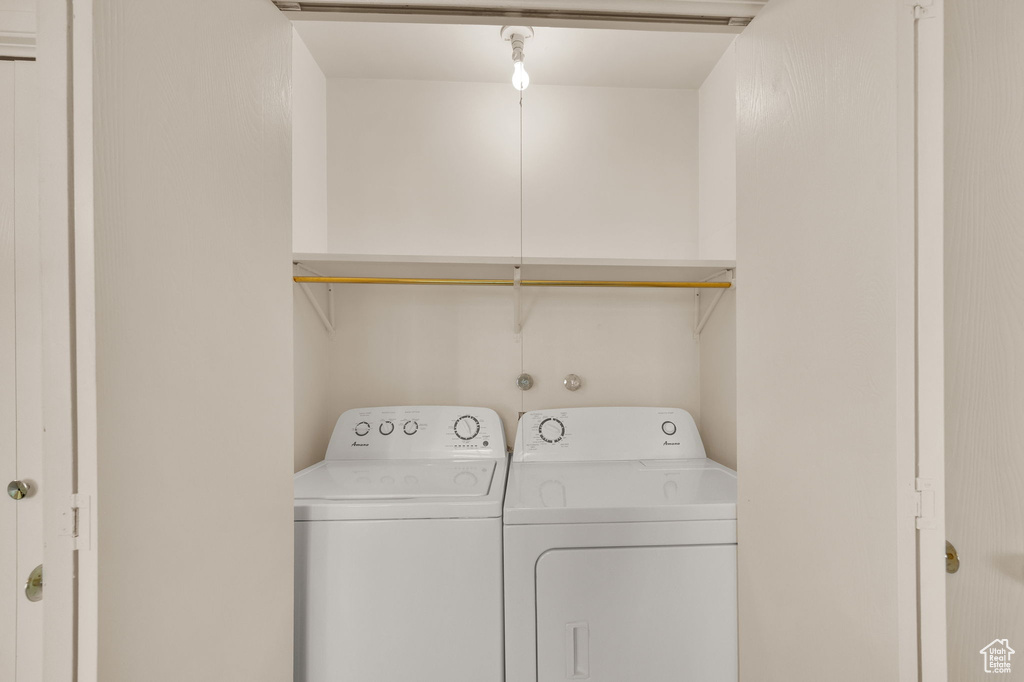 621 COACHMAN WAY Riverdale, UT 84405