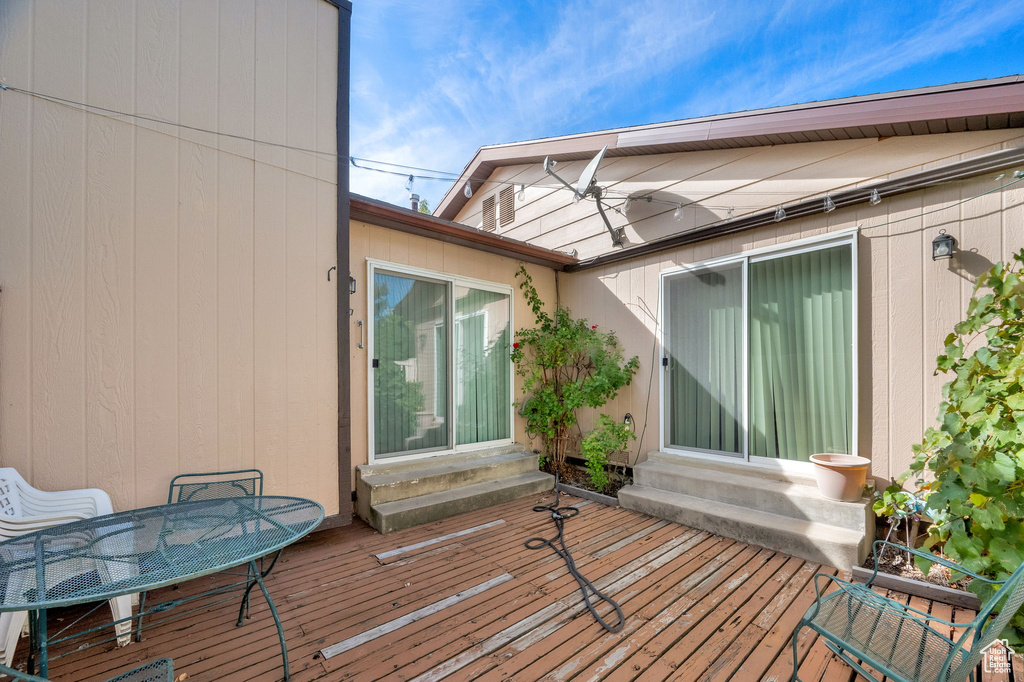 621 COACHMAN WAY Riverdale, UT 84405