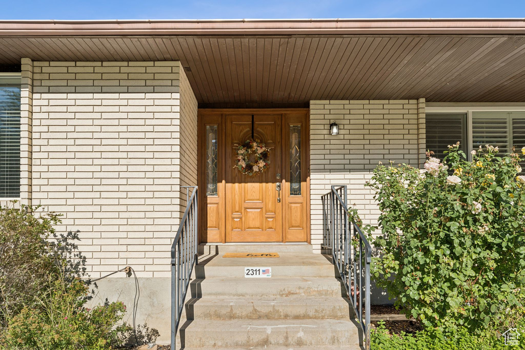 Photo 4 for MLS #2116969 at 2311 E Snow Mountain Dr