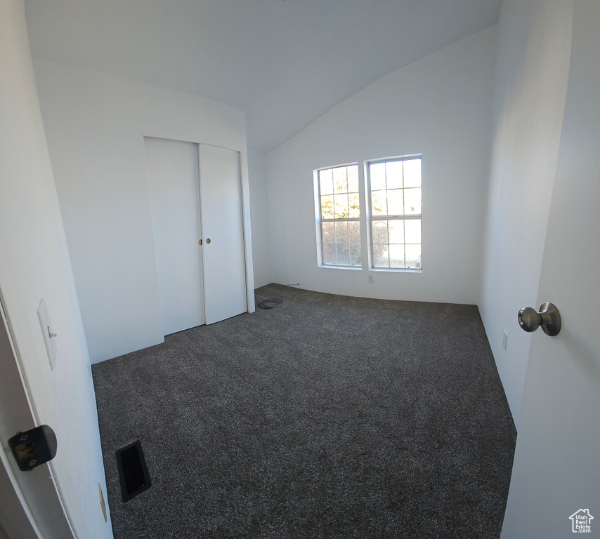 Photo 12 for MLS #2116974 at 1183 W Parkway Ln