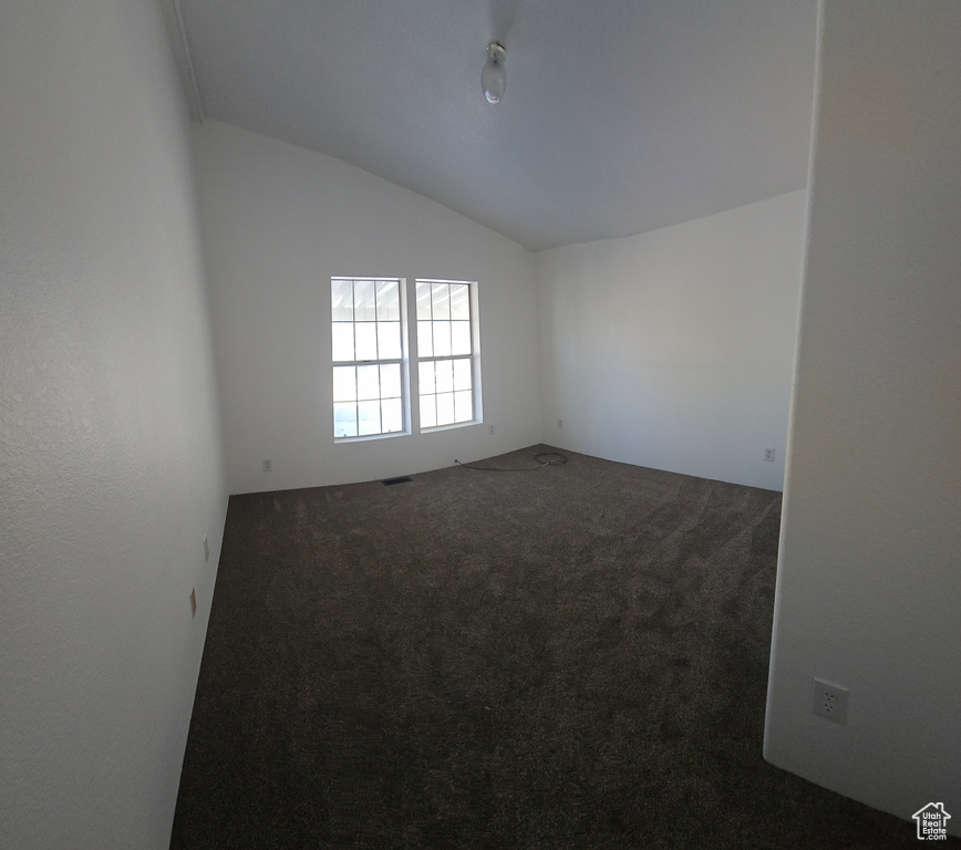 Photo 11 for MLS #2116974 at 1183 W Parkway Ln