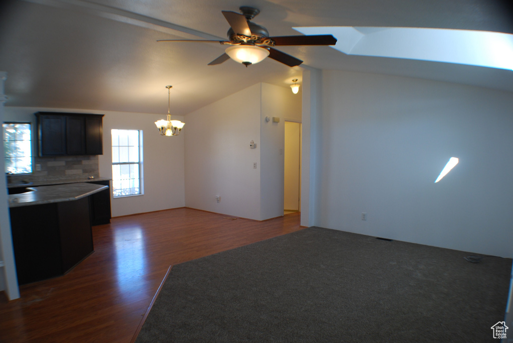 Photo 9 for MLS #2116974 at 1183 W Parkway Ln