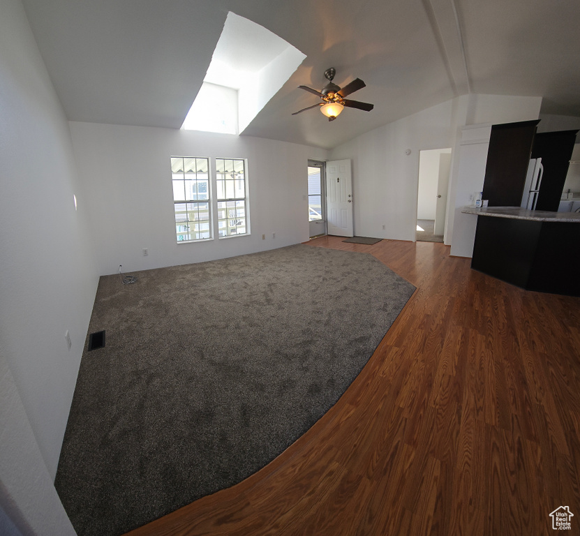 Photo 14 for MLS #2116974 at 1183 W Parkway Ln