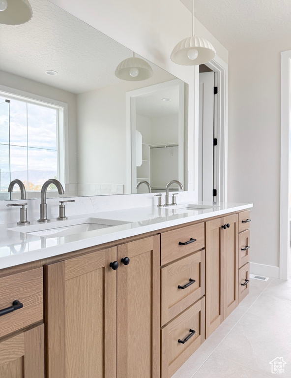 Photo 10 for MLS #2116978 at 691 W Eaglecrest Cir