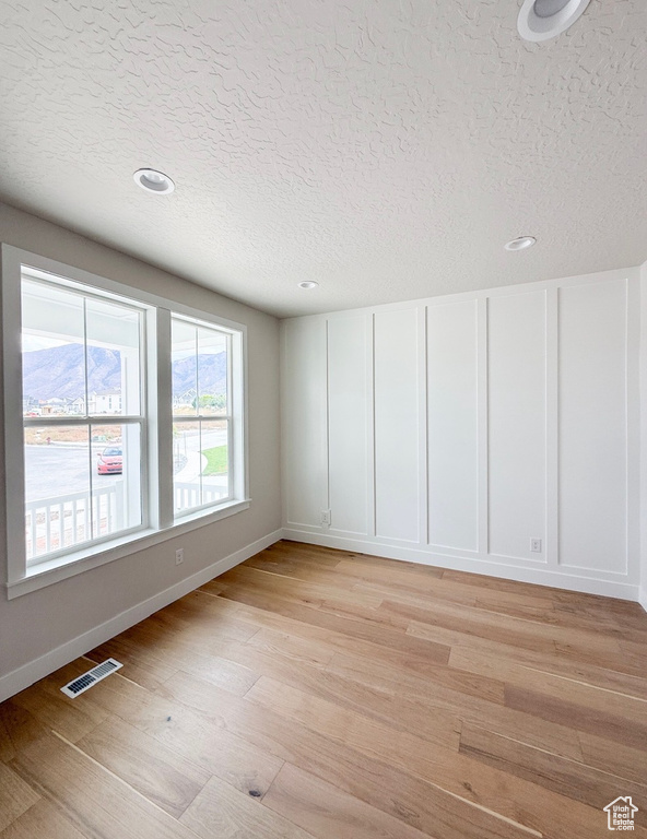 Photo 9 for MLS #2116978 at 691 W Eaglecrest Cir