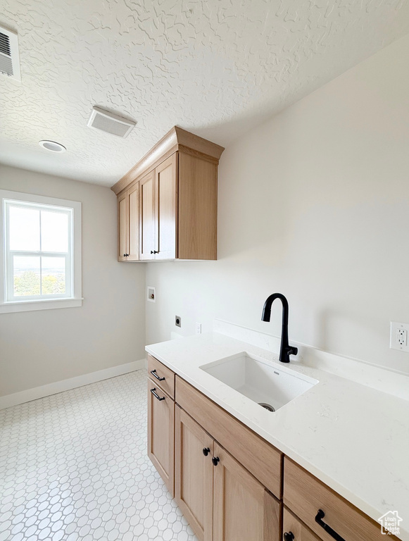 Photo 8 for MLS #2116978 at 691 W Eaglecrest Cir