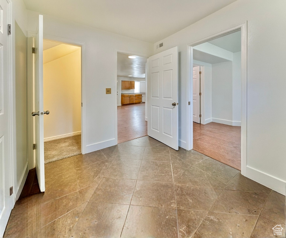 Photo 6 for MLS #2116983 at 666 E 1600 South