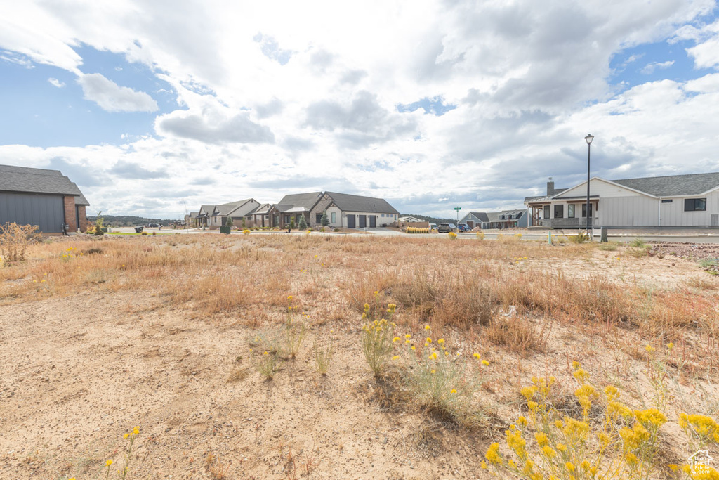 Photo 11 for MLS #2116985 at 933 S Cliffs Dr #38