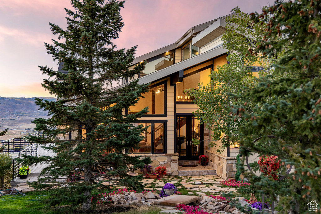 Photo 2 for MLS #2116991 at 164 Mountain Top Dr