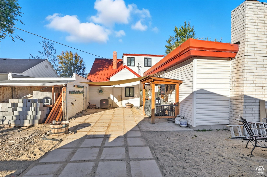 Photo 23 for MLS #2117002 at 524 N 100 East
