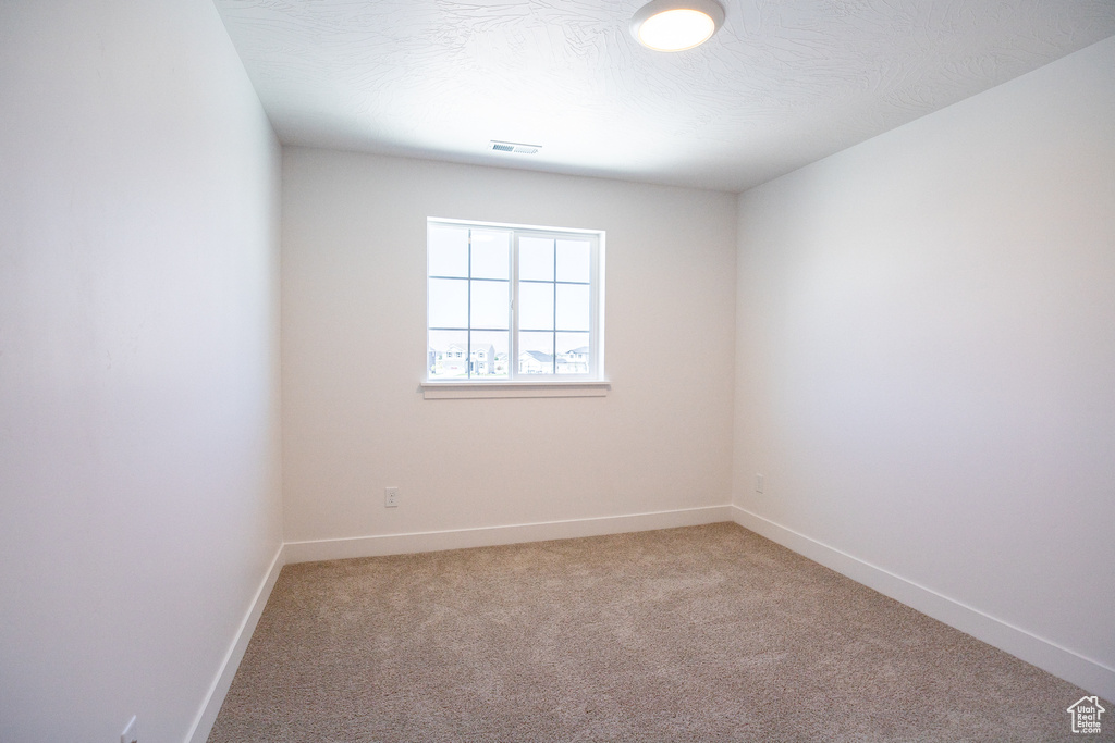Photo 11 for MLS #2117005 at 672 N 500 East #115