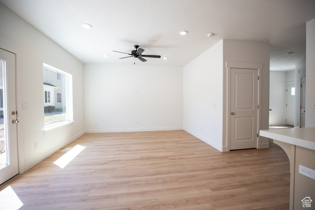 Photo 4 for MLS #2117005 at 672 N 500 East #115