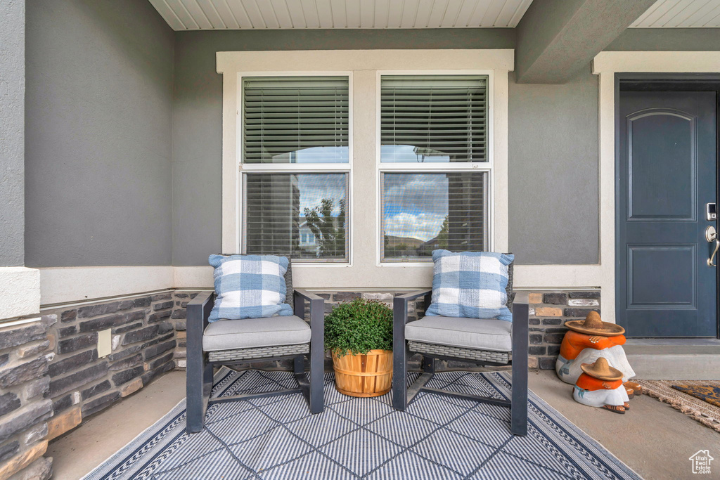 Photo 3 for MLS #2117010 at 1904 E Sunnyvale Dr