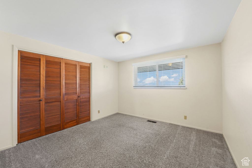 Photo 19 for MLS #2117013 at 952 N Kingswood Rd