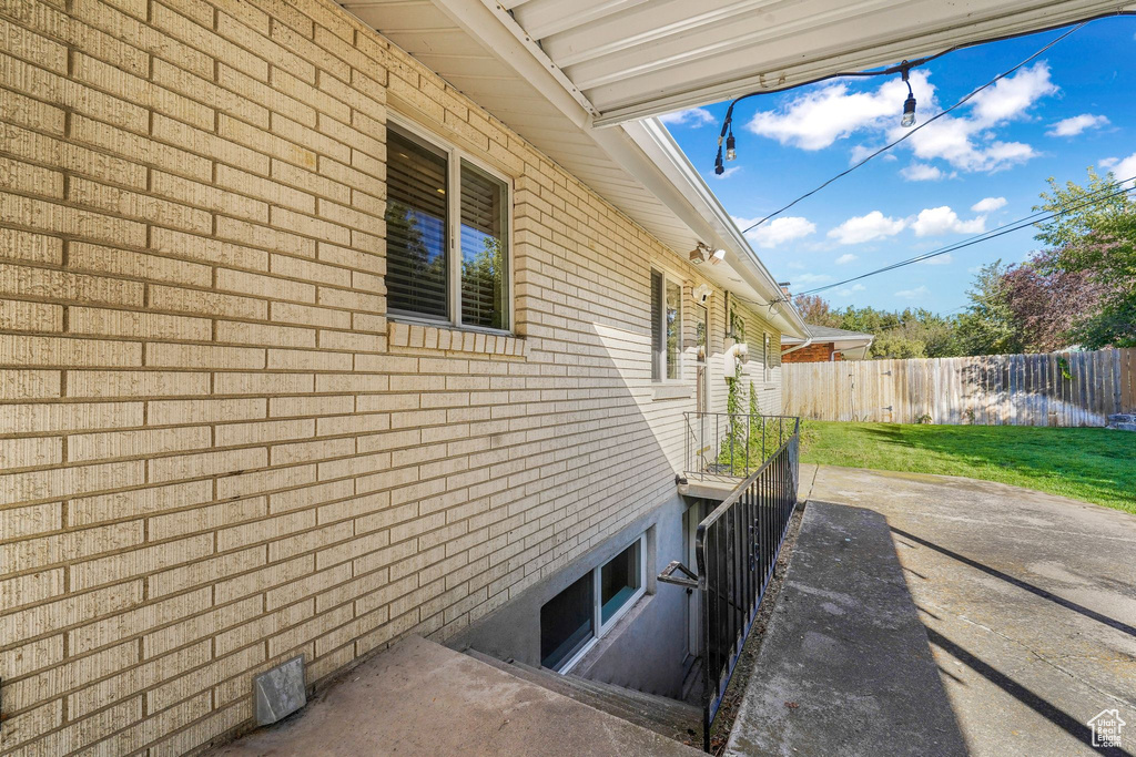 Photo 37 for MLS #2117013 at 952 N Kingswood Rd