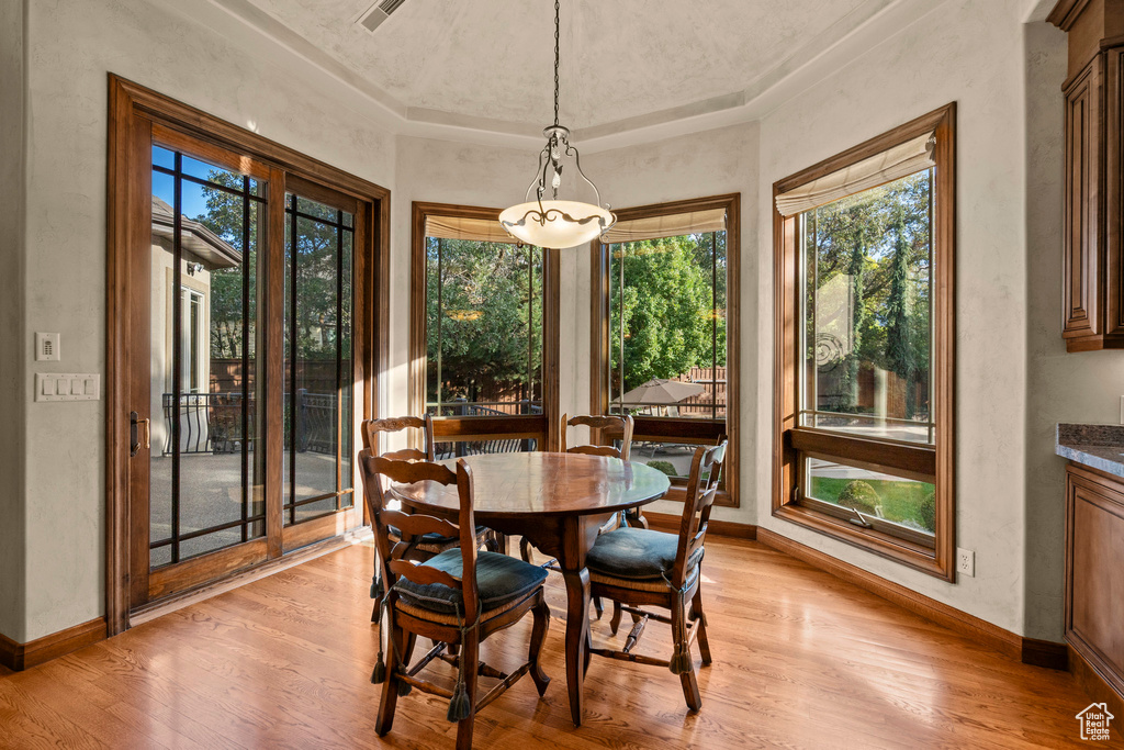 Photo 18 for MLS #2117018 at 83 N Bordeaux Ln