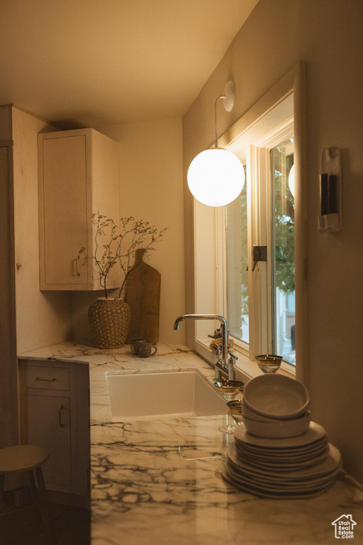 Photo 15 for MLS #2117019 at 1413 W Kanab Cir