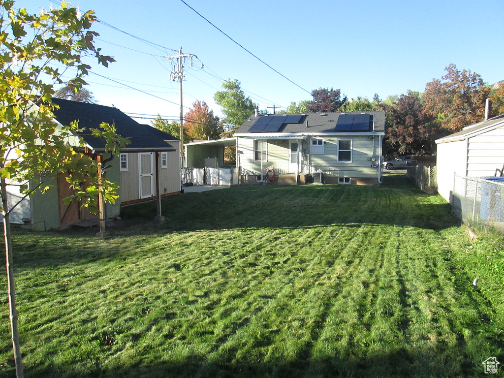 Photo 5 for MLS #2117020 at 1223 E Oak St