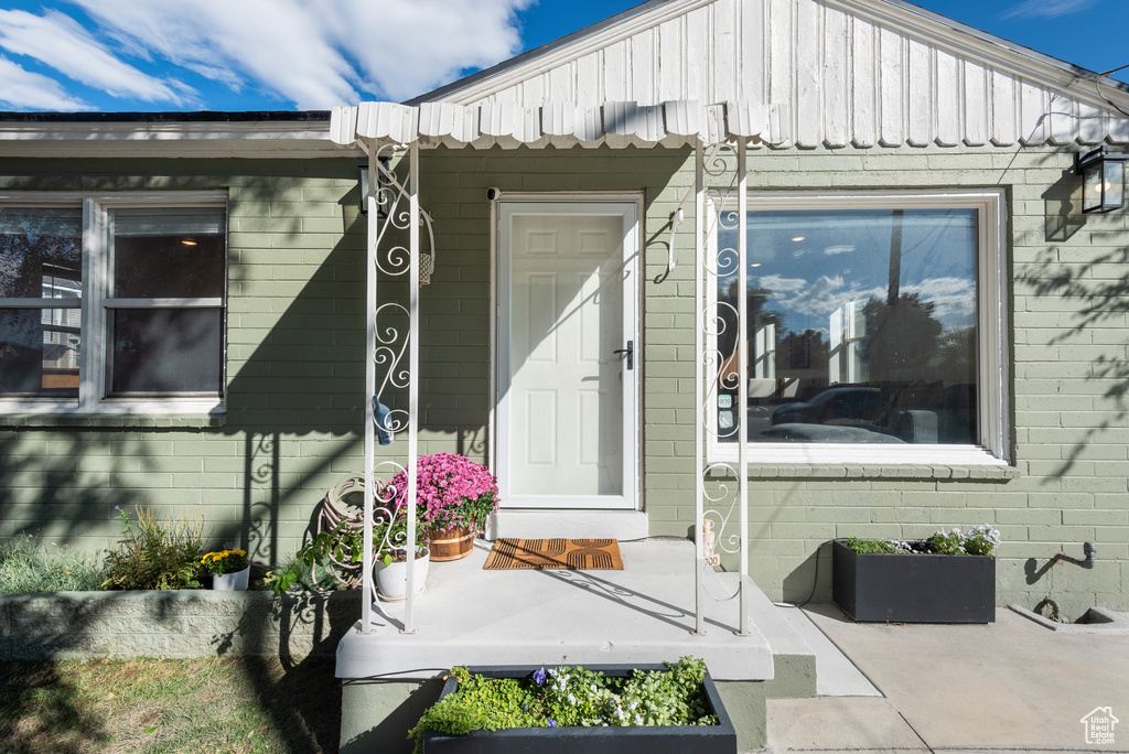 Photo 6 for MLS #2117021 at 3623 S 700 East