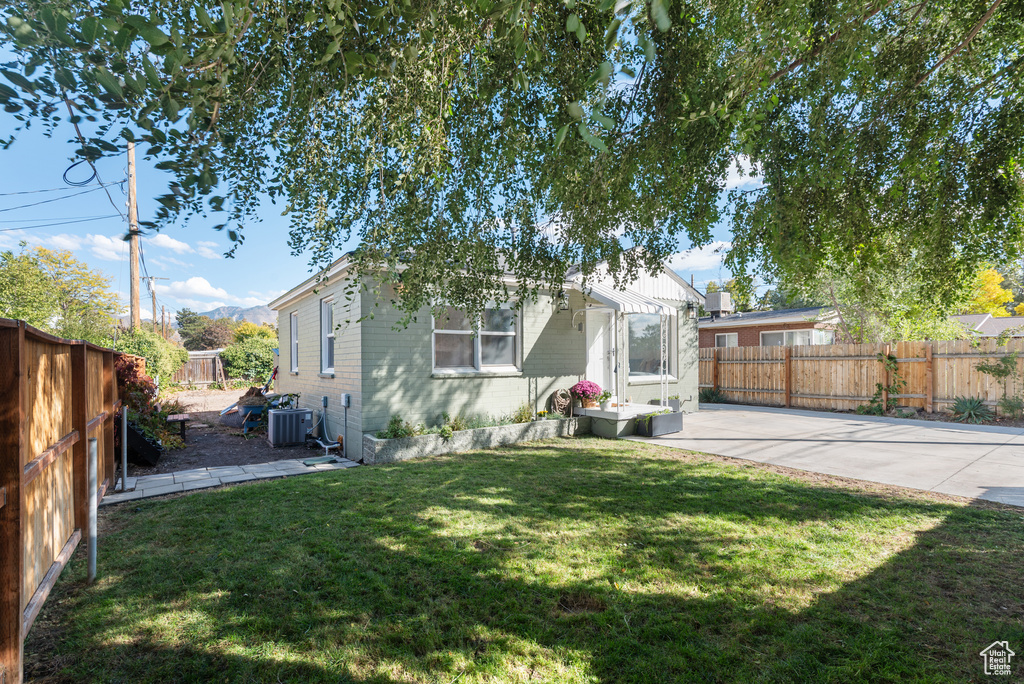 Photo 3 for MLS #2117021 at 3623 S 700 East
