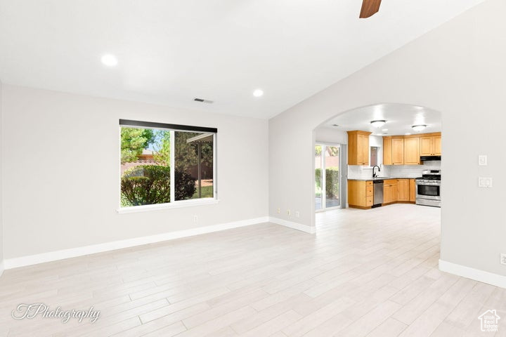 Photo 5 for MLS #2117022 at 1373 N 1610 West