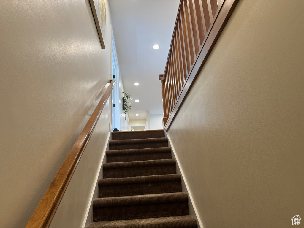 Photo 38 for MLS #2117033 at 2110 E Lonsdale Dr