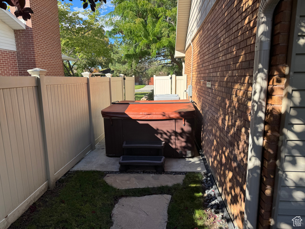 Photo 64 for MLS #2117033 at 2110 E Lonsdale Dr