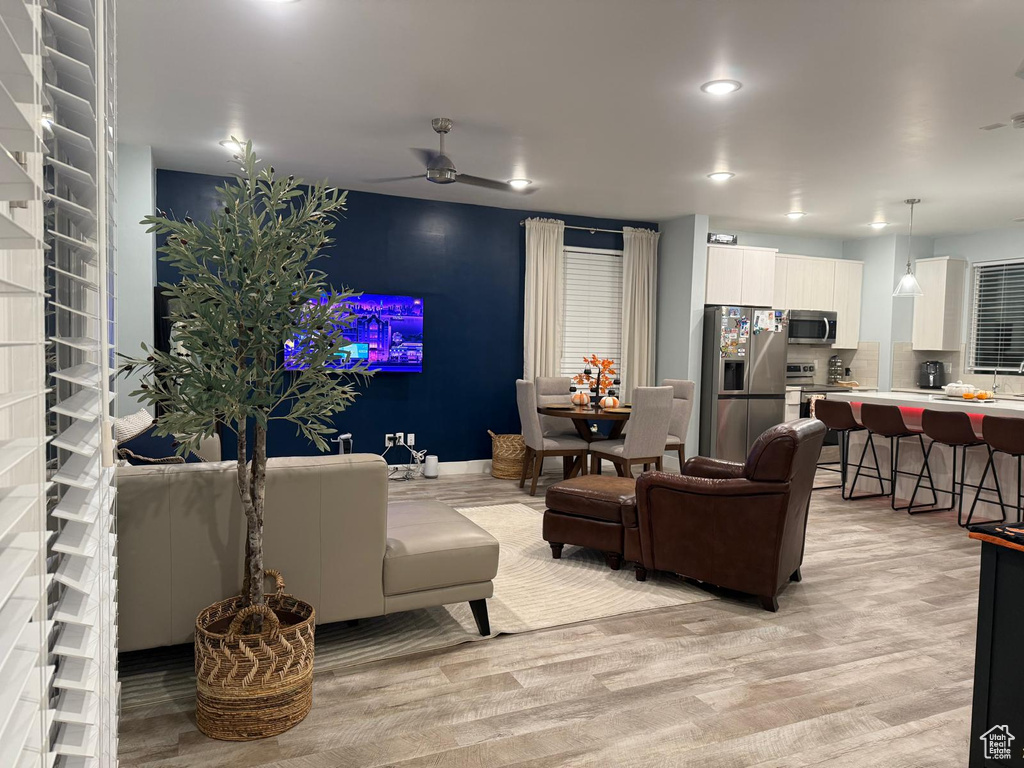 Photo 6 for MLS #2117034 at 6158 W South Jordan Pkwy