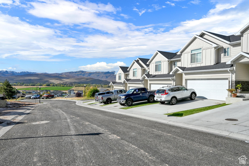 Photo 4 for MLS #2117041 at 790 E Ruby Dr