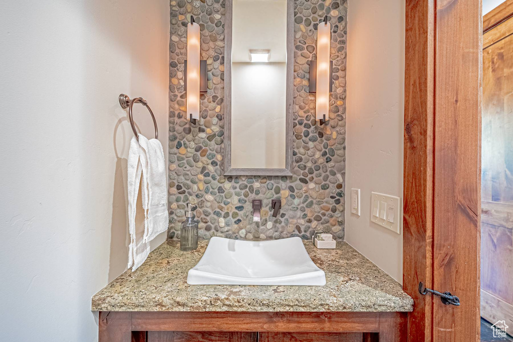 Photo 38 for MLS #2117042 at 3495 Sun Ridge Dr