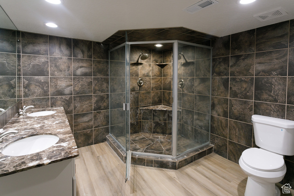 1247 W MAN OF WAR CV South Jordan, UT 84095