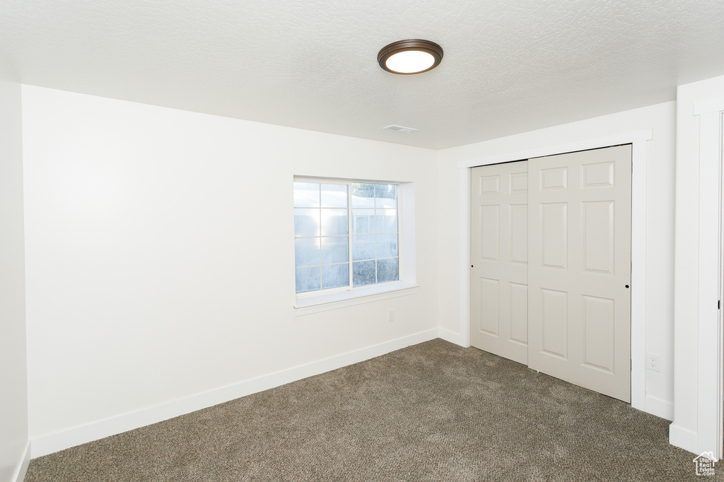 1247 W MAN OF WAR CV South Jordan, UT 84095