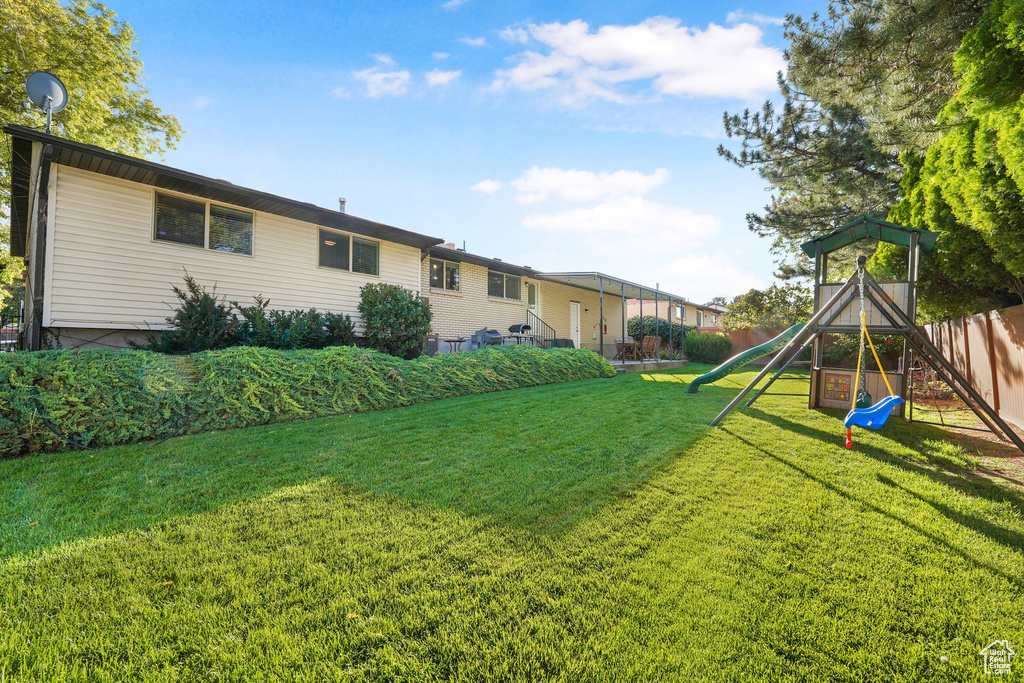 3002 W CARRANZA DR Taylorsville, UT 84129