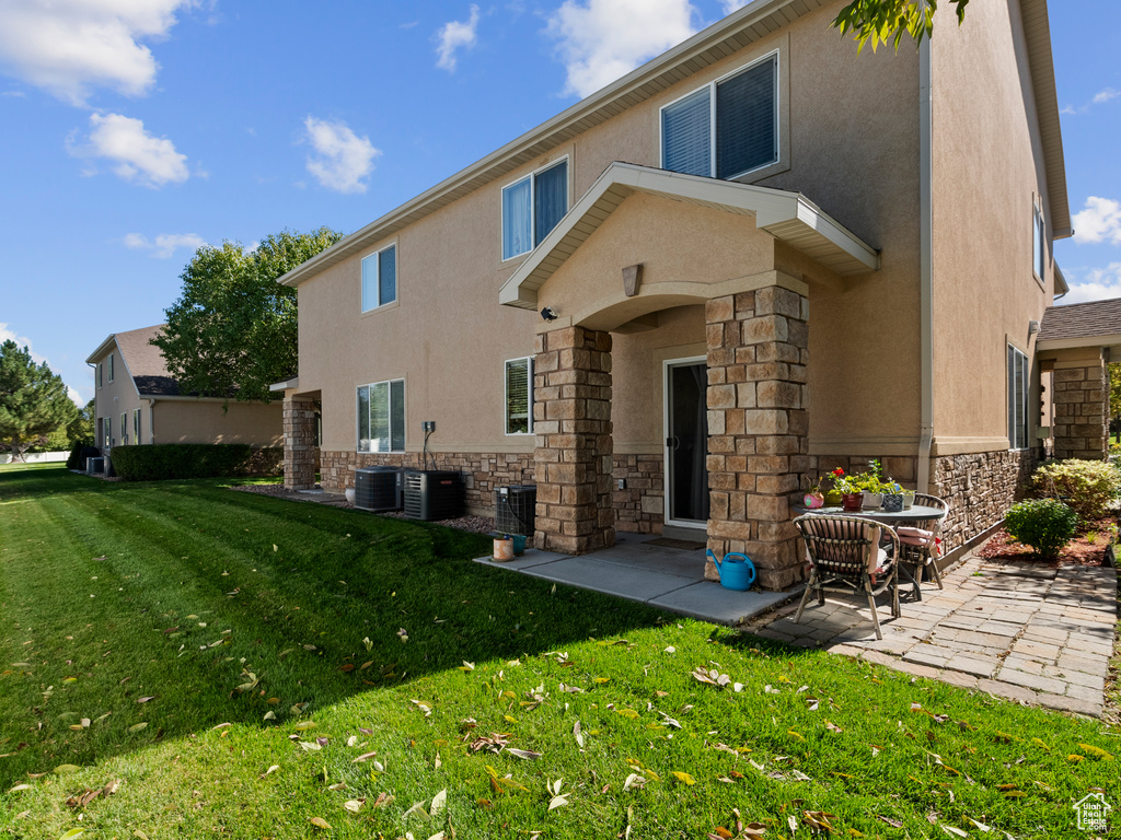 6878 W BAMBURGH WAY West Valley City, UT 84128