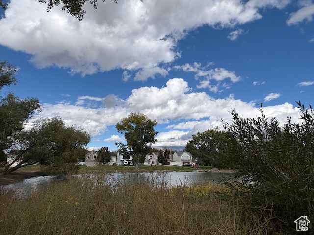 2256 E LOCH LOMOND DR Saratoga Springs, UT 84043