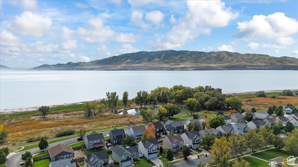 2256 E LOCH LOMOND DR Saratoga Springs, UT 84043