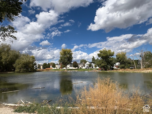 2256 E LOCH LOMOND DR Saratoga Springs, UT 84043