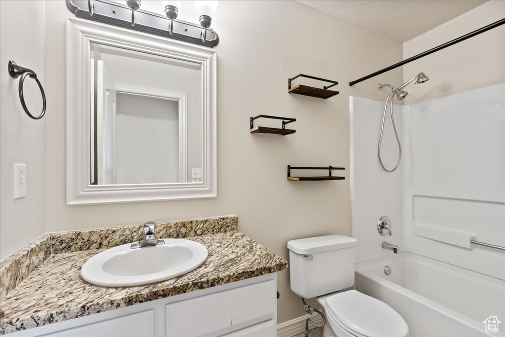 2256 E LOCH LOMOND DR Saratoga Springs, UT 84043