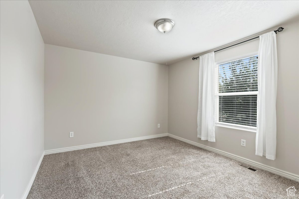 2256 E LOCH LOMOND DR Saratoga Springs, UT 84043