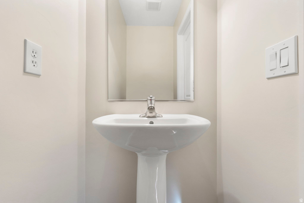 157 ARLINGTON WAY North Ogden, UT 84414