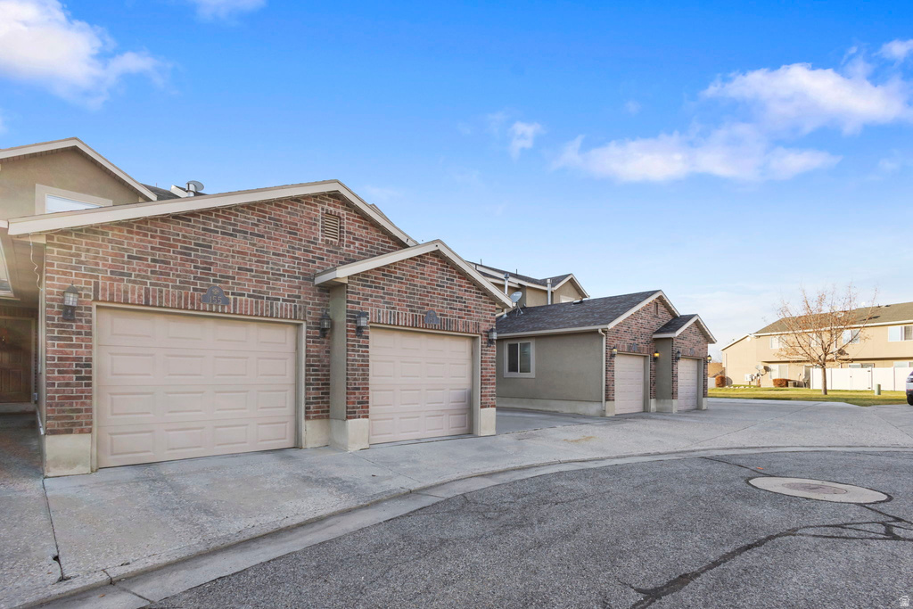 157 ARLINGTON WAY North Ogden, UT 84414