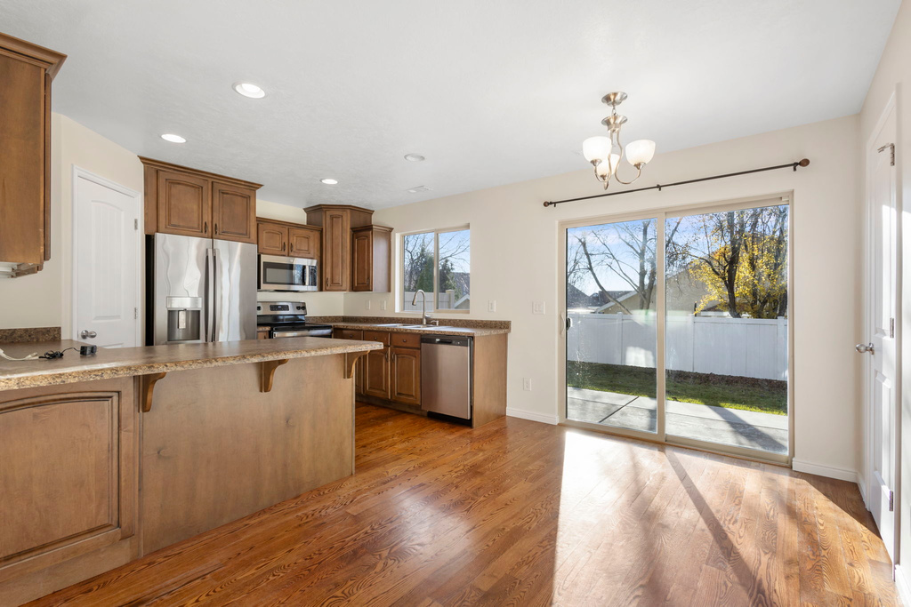 157 ARLINGTON WAY North Ogden, UT 84414