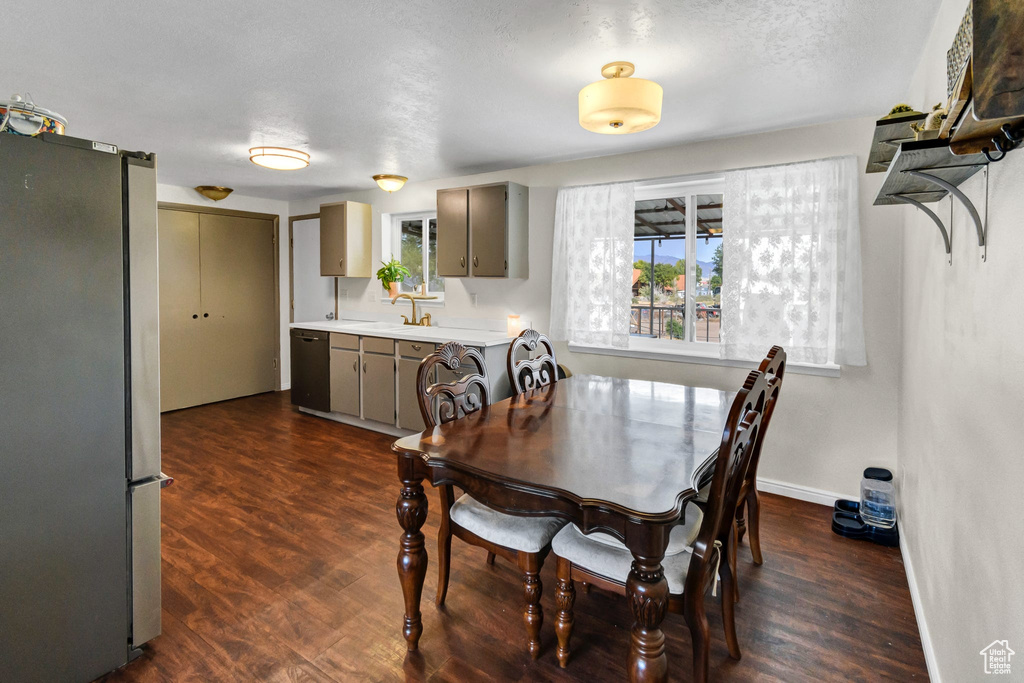 255 E 100 N Glenwood, UT 84730